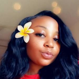 Meet your Posher, Jonica